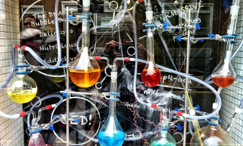 Zřízení učebny chemie a fyziky na K2